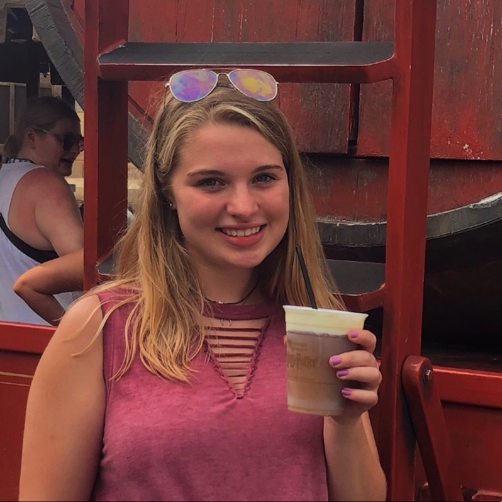 Meet your Posher, Amber